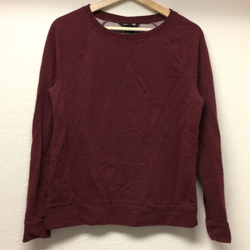 H&M small burgundy red heather sweater crew neck